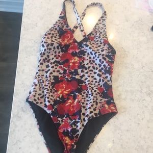 Forever 21 one piece swim